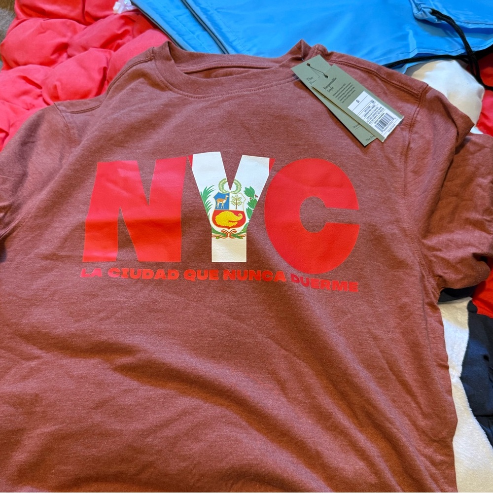 Small Tshirt Peru Flag in NYC letters in honor of NYC Fashion week